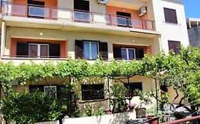 Apartments Raos
